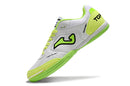Chuteira de futsal Joma Top Flex Rebound na cor branca com detalhes em verde neon.