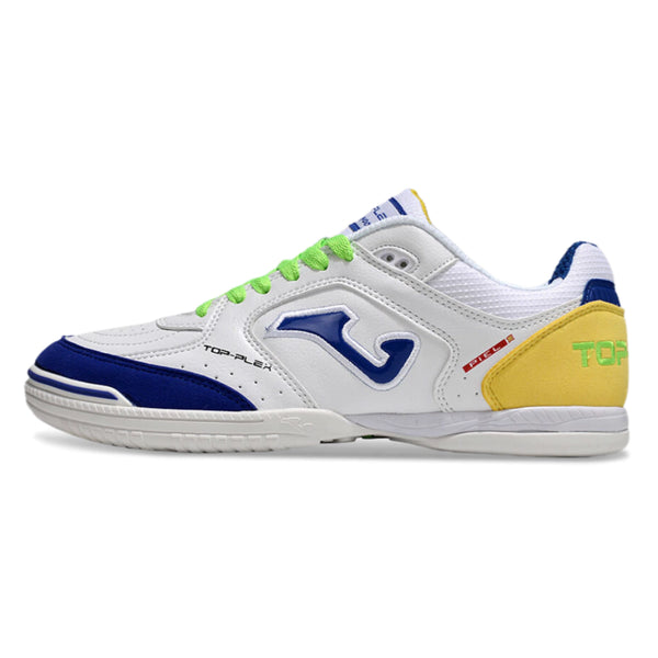 Chuteira de futsal Joma Top Flex Rebound na cor branca com detalhes em azul e amarelo.