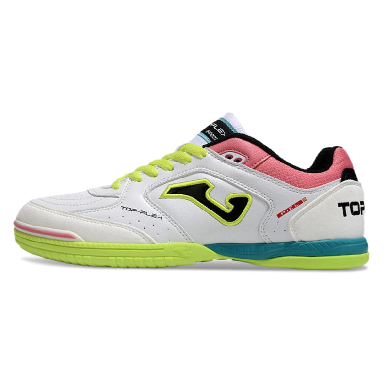Chuteira de futsal Joma Top Flex Rebound na cor branca com detalhes em verde, rosa e preto.